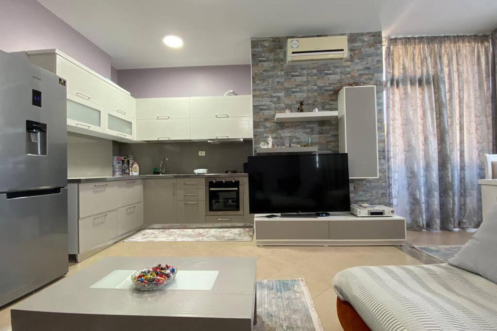Sea Scape Apartment Vlorë Εξωτερικό φωτογραφία